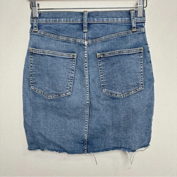 Aritzia Womens 2 Wilfred Free Cut Off Denim Skirt  Mini Raw Step Hem - Picture 11 of 11
